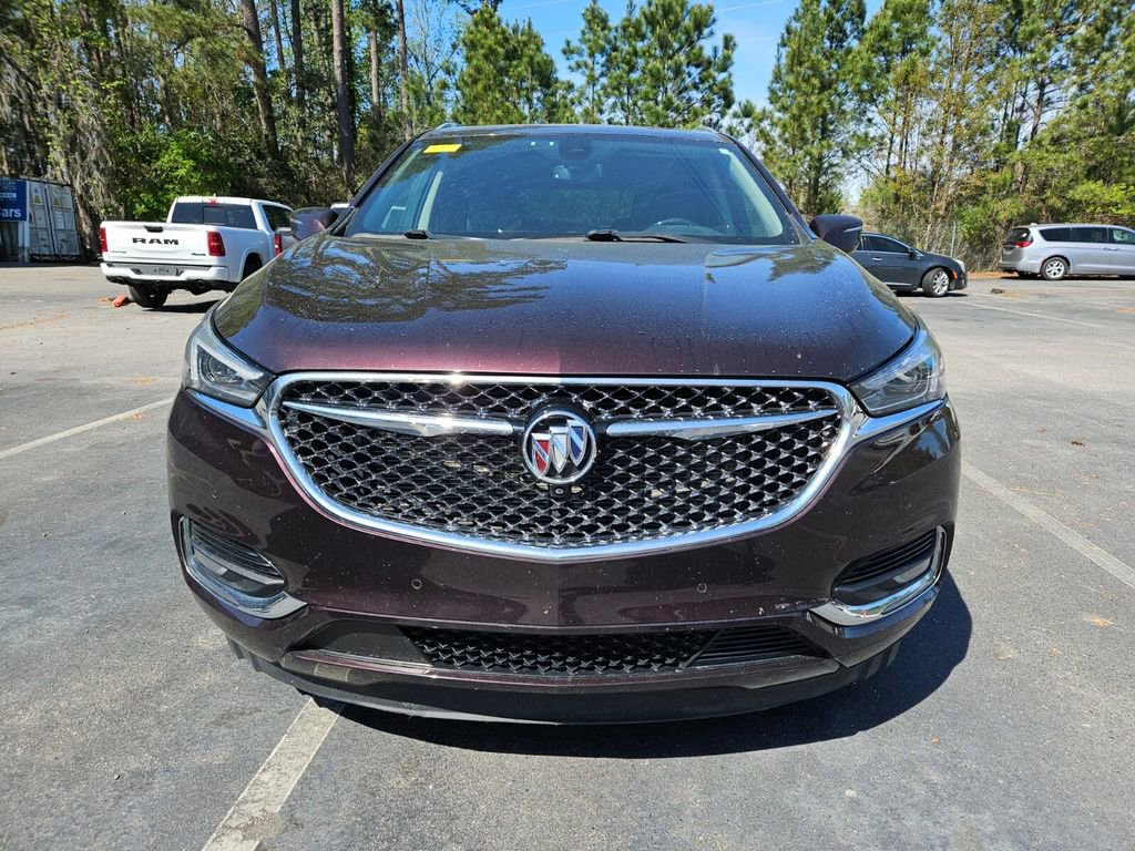 Used 2020 Buick Enclave Avenir w/ Avenir Technology Package AWD/4WD image 3