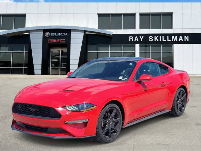 Used 2020 Ford Mustang Coupe w/ Black Accent Package RWD image 3