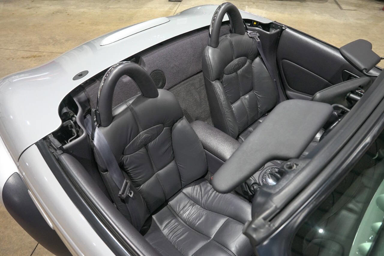 Used 2001 Plymouth Prowler image 18