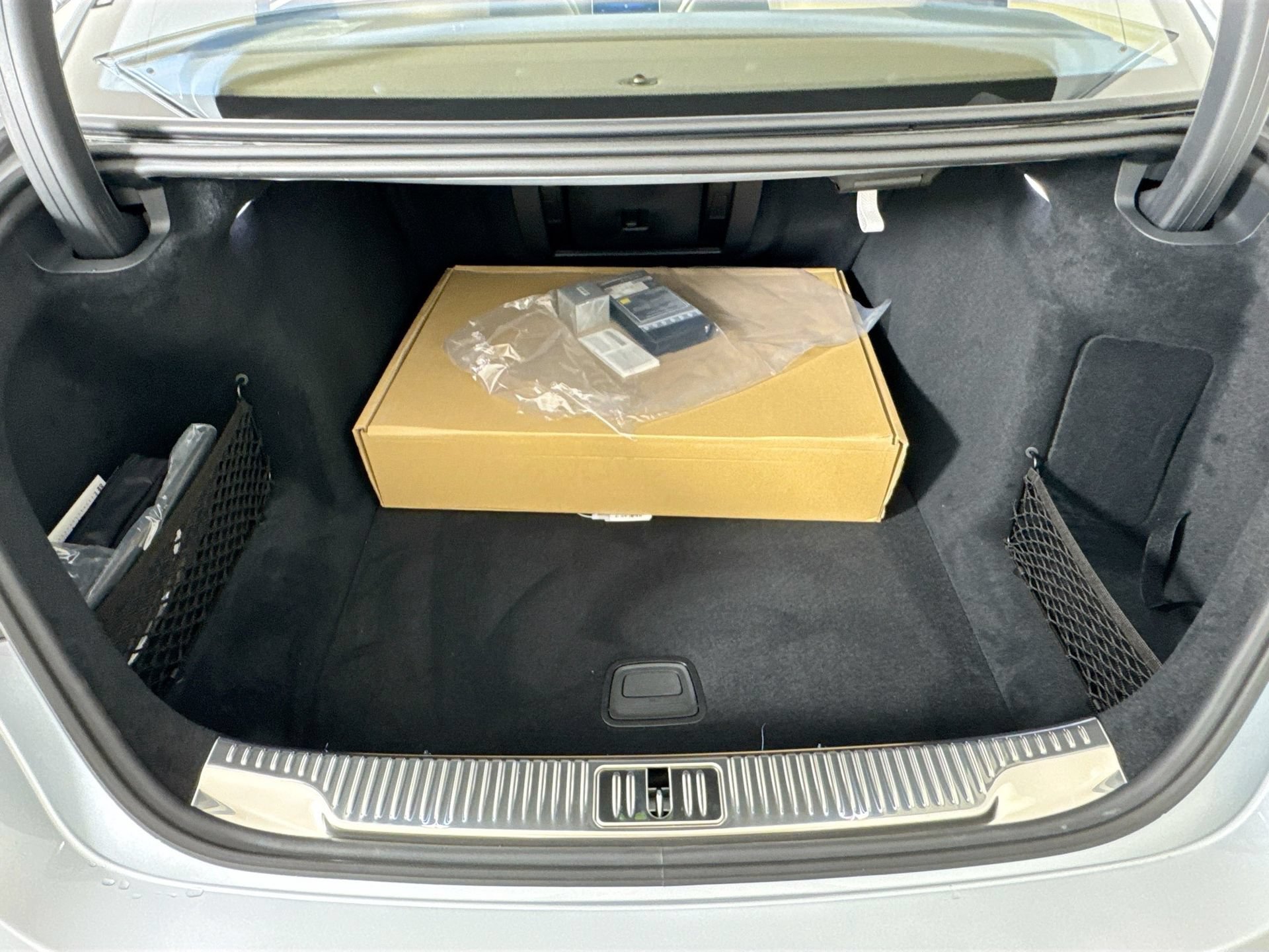 New 2026 Mercedes-Benz S 580 4MATIC Sedan image 29