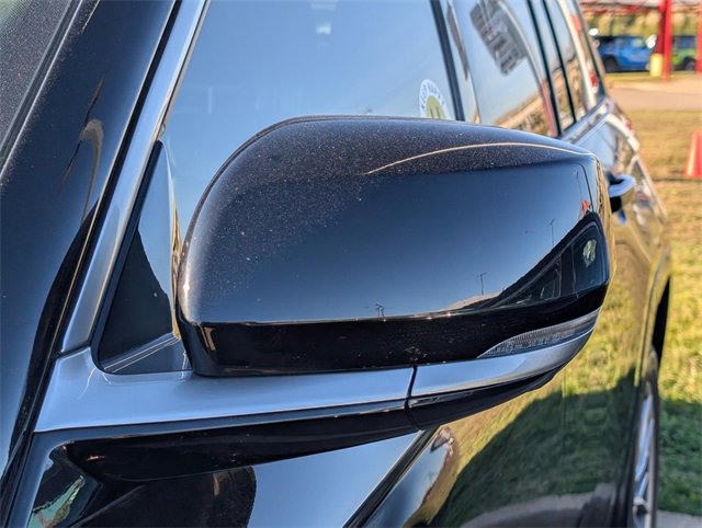 Used 2023 Jeep Grand Cherokee Summit w/ Luxury Tech Group V image 3