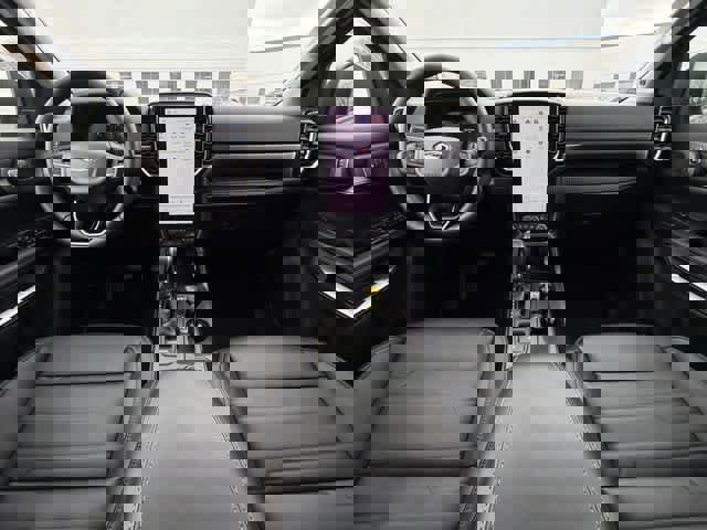 Used 2025 Ford Ranger Lariat w/ FX4 Off-Road Package image 21