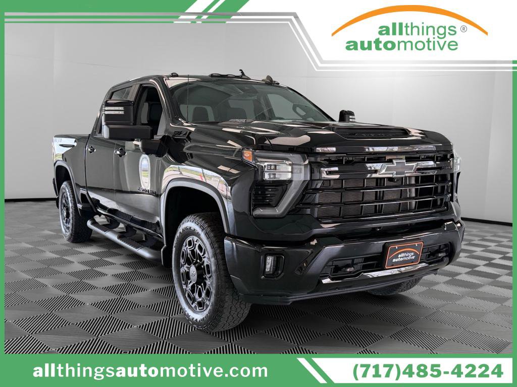 Used 2024 Chevrolet Silverado 2500 LT w/ Midnight Edition video 1