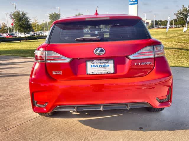 Used 2016 Lexus CT 200h w/ Navigation Package FWD image 6