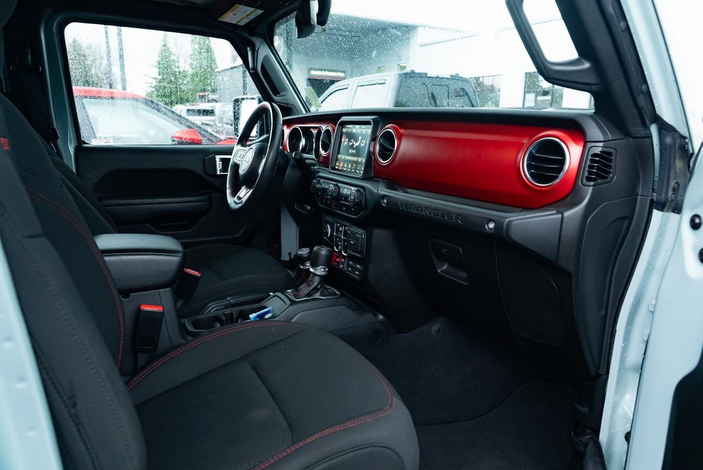 Used 2023 Jeep Wrangler Unlimited Rubicon w/ Cold Weather Group image 28