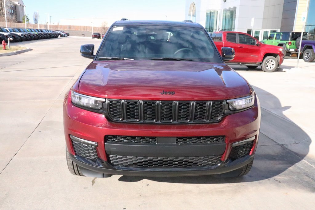 New 2025 Jeep Grand Cherokee L Limited image 10