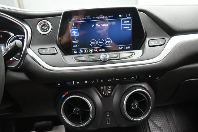 Used 2021 Chevrolet Blazer LT FWD image 10