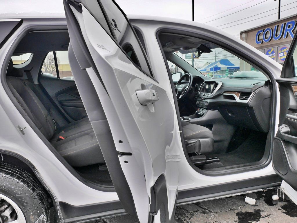 Used 2018 GMC Terrain SLE image 9