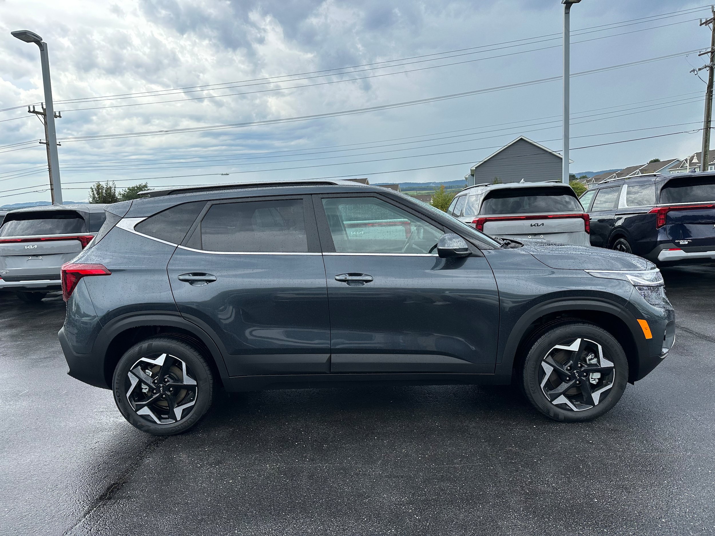 Used 2026 Kia Seltos EX AWD/4WD image 4
