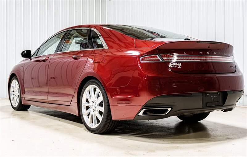 Used 2016 Lincoln MKZ w/ Equipment Group 200A Select FWD image 5