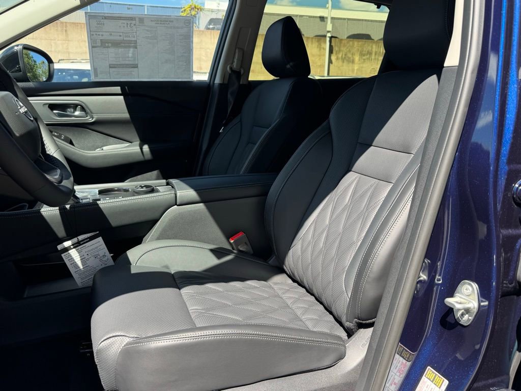 New 2026 Nissan Rogue Platinum image 15