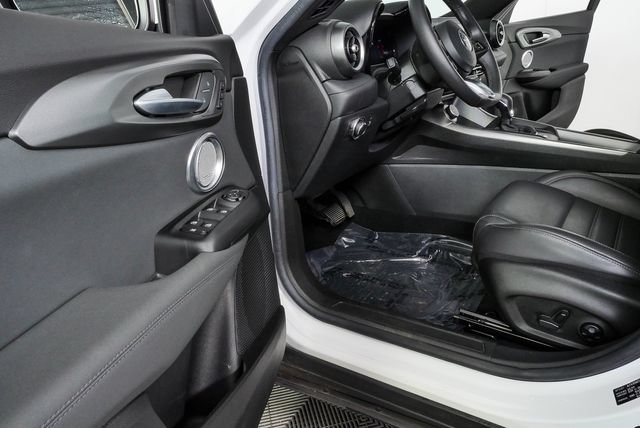 Used 2024 Alfa Romeo Tonale Ti AWD/4WD image 9