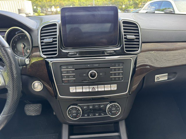 Used 2017 Mercedes-Benz GLS 450 4MATIC w/ Premium Package image 34