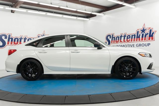 Used 2023 Honda Civic Sport image 11