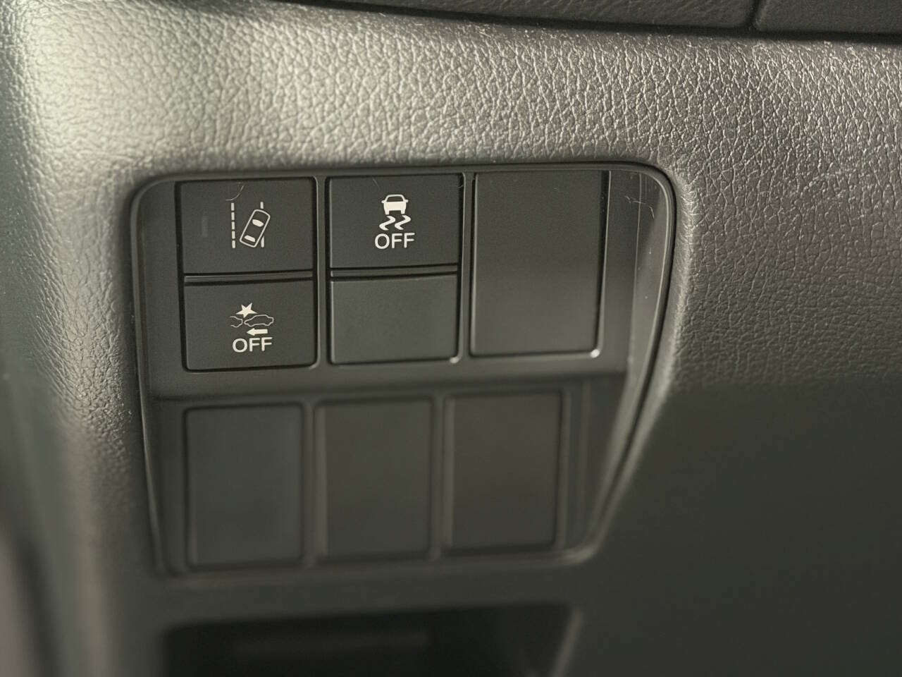 Used 2017 Honda CR-V EX image 25