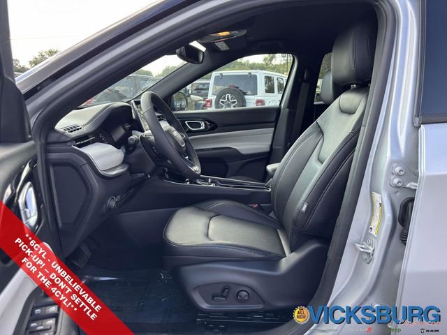 New 2026 Jeep Compass Limited image 3