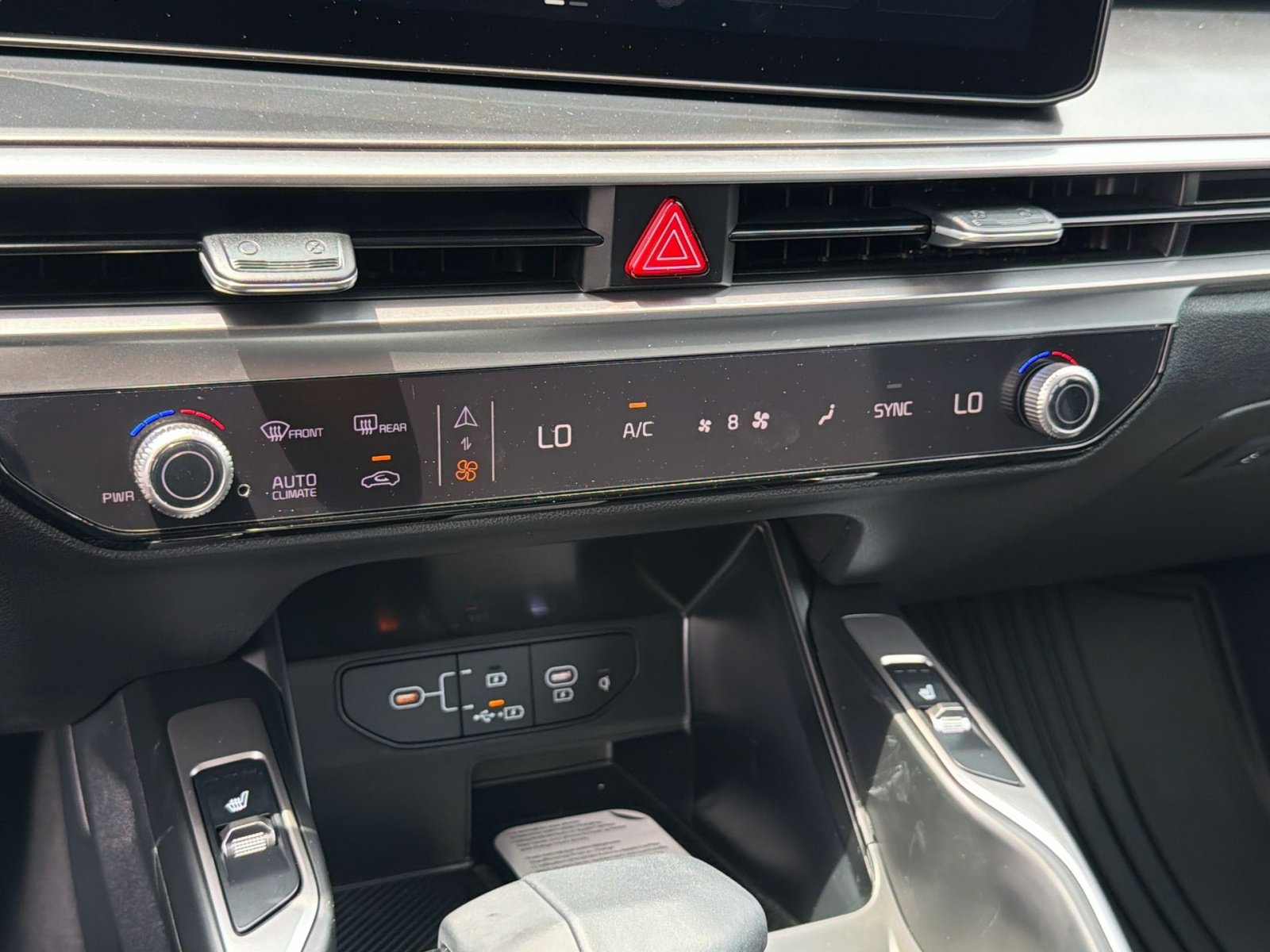 New 2026 Kia Sorento S FWD image 22