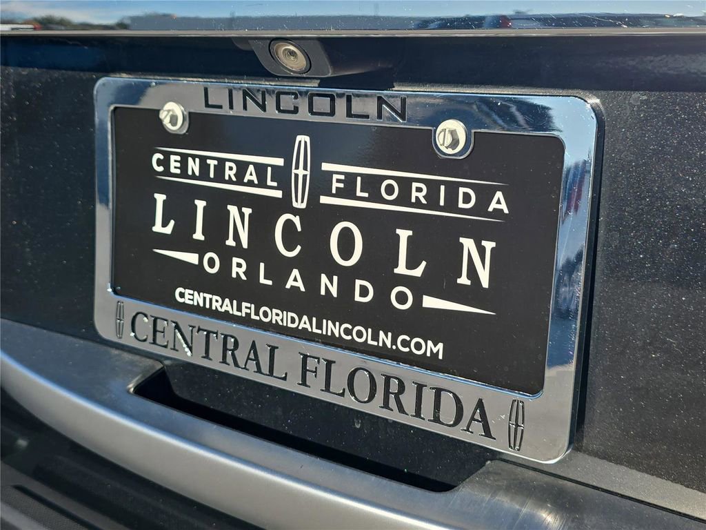 Used 2015 Ford Expedition Platinum image 4