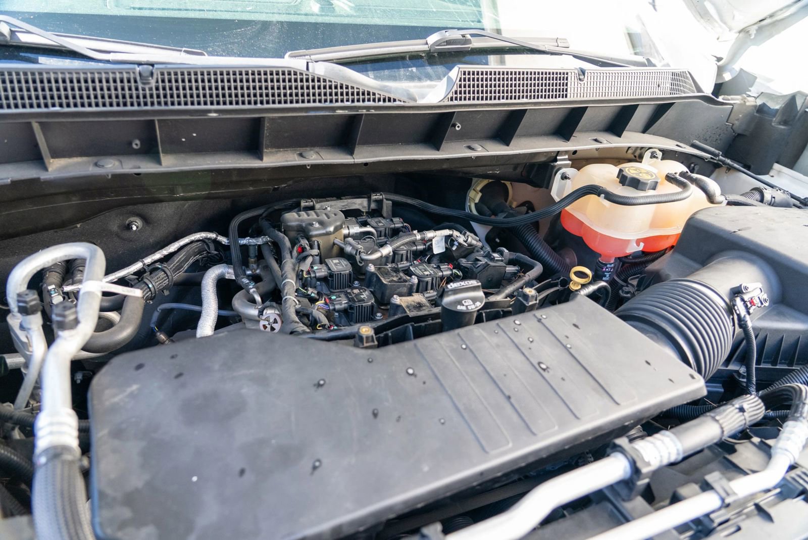 Used 2020 Chevrolet Silverado 1500 Custom w/ Custom Convenience Package image 12