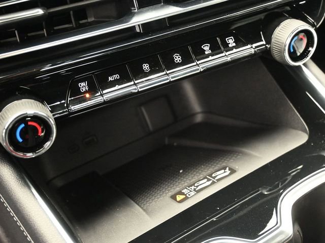 New 2026 Chevrolet Traverse LT w/ Driver Confidence Package FWD image 32