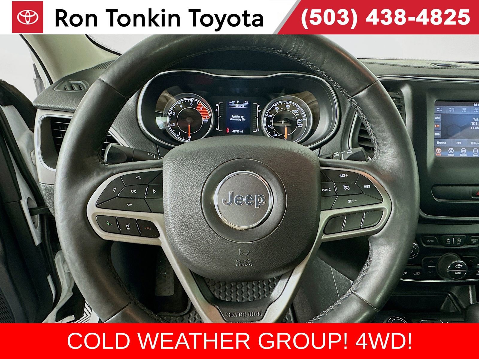 Used 2019 Jeep Cherokee Latitude Plus w/ Comfort/Convenience Group image 11