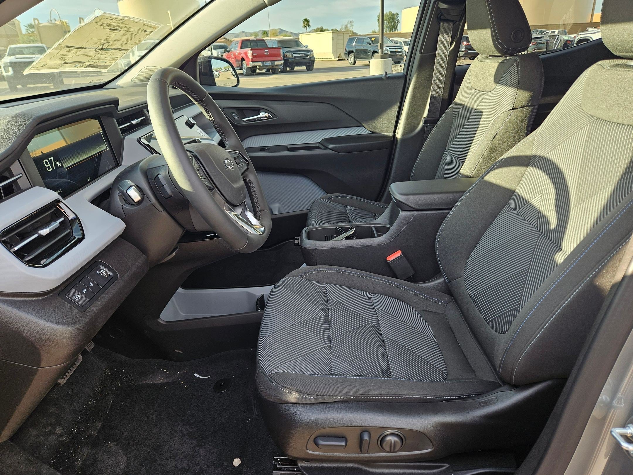 New 2027 Chevrolet Bolt LT w/ Comfort Package FWD image 17