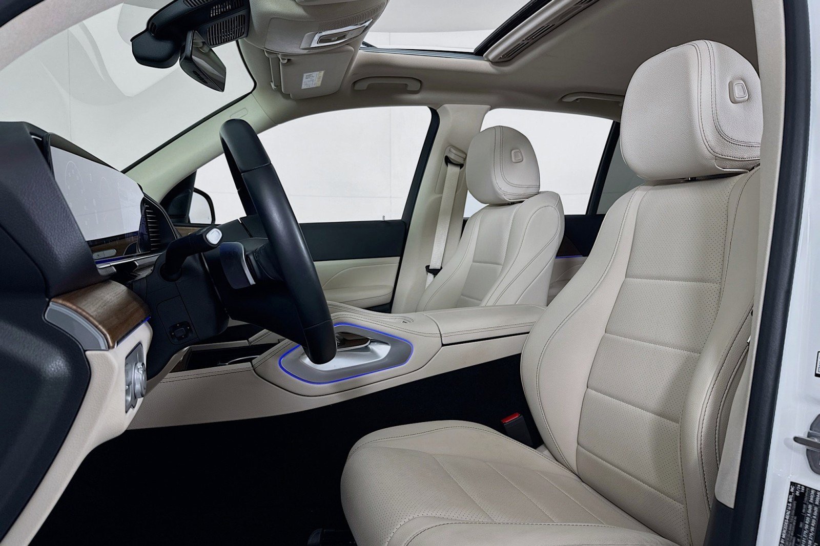 Certified 2025 Mercedes-Benz GLE 350 4MATIC image 17