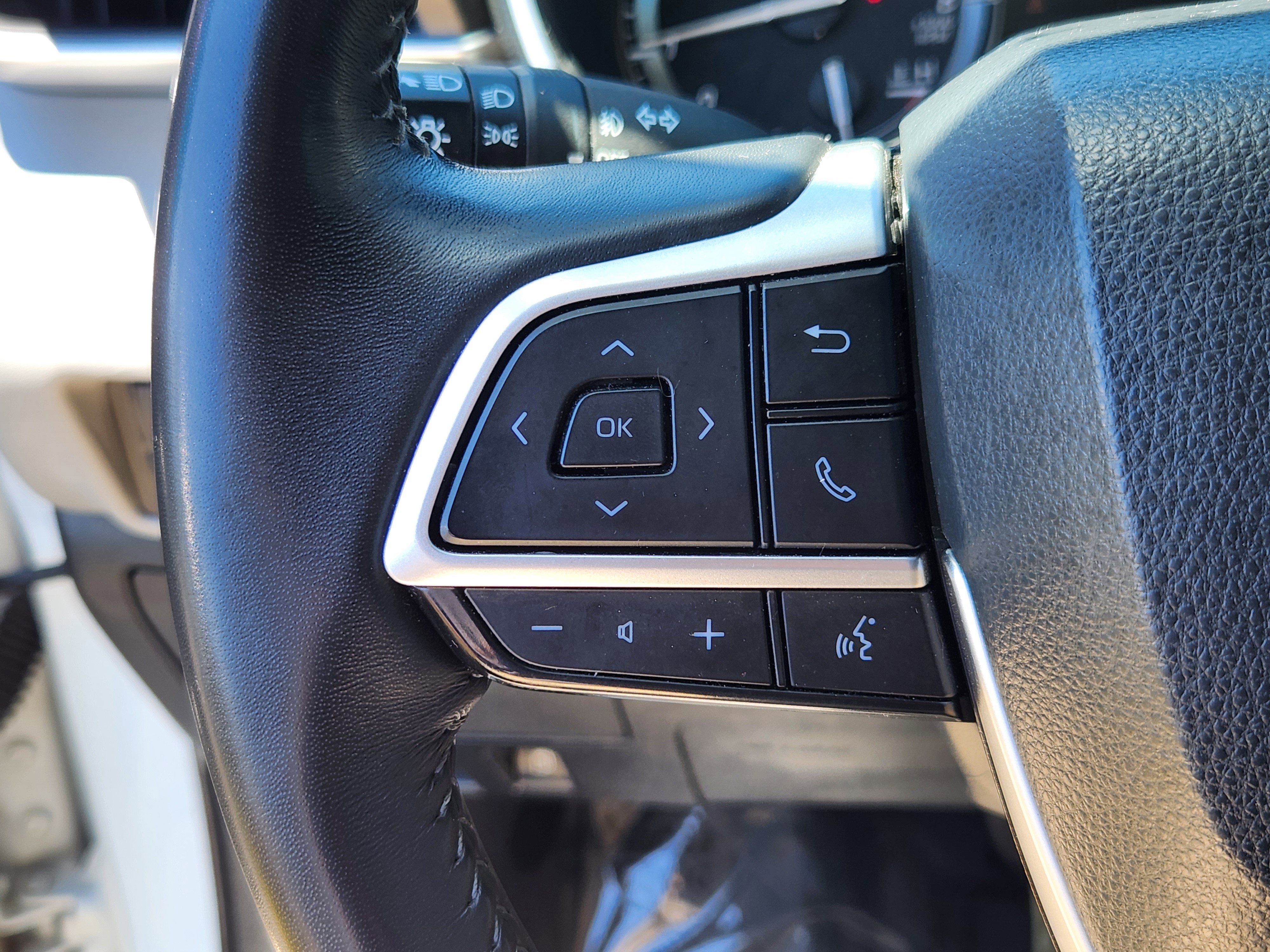 Used 2022 Toyota Highlander XLE image 20