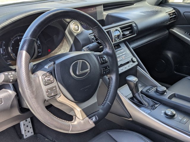 Used 2020 Lexus IS 300 F Sport w/ F Sport Package RWD image 10