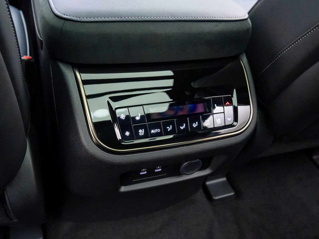 New 2026 INFINITI QX80 4WD w/ Sport Exterior Package image 18