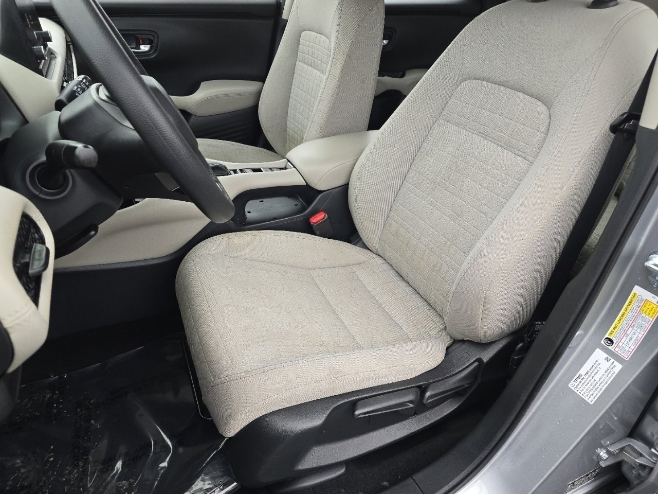 Certified 2025 Honda HR-V LX image 25