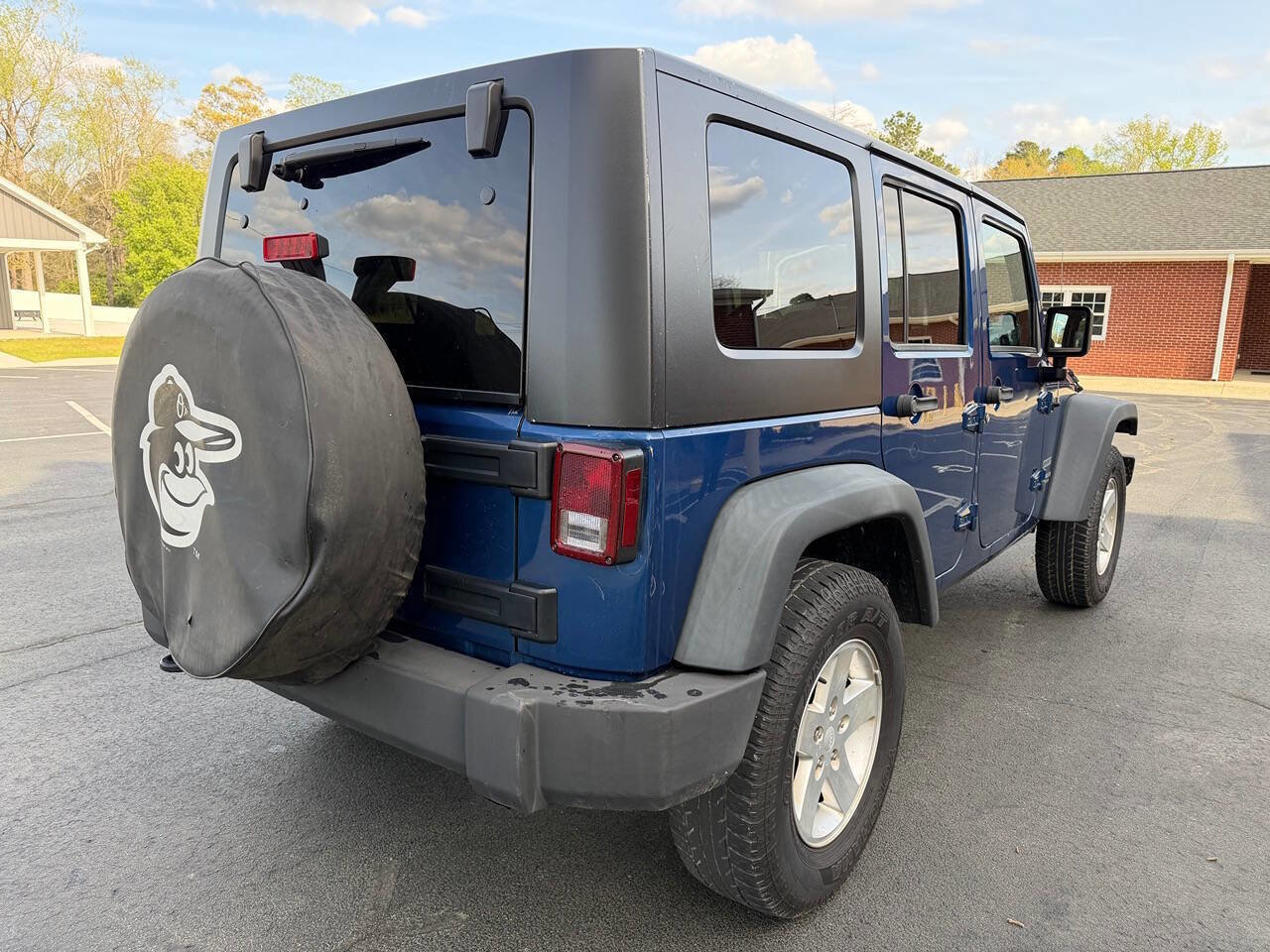 Used 2010 Jeep Wrangler Unlimited Sport image 7