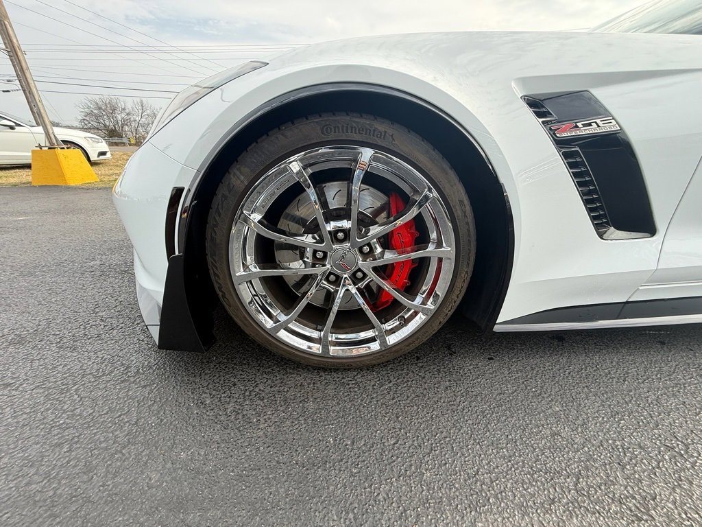 Used 2019 Chevrolet Corvette Z06 image 9