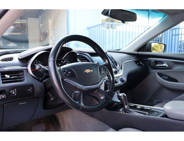 Used 2017 Chevrolet Impala LT image 12