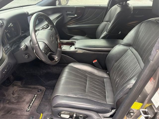Used 2018 Lexus LS 500h AWD w/ Luxury Package image 9