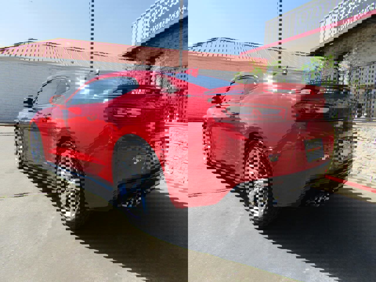 Used 2017 Chevrolet Camaro SS image 3