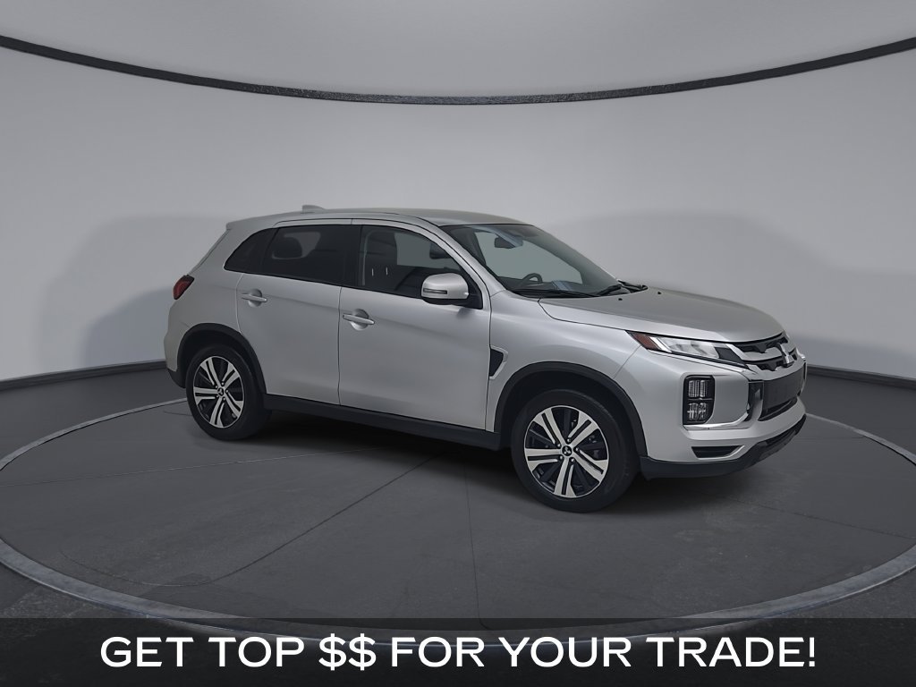 Used 2026 Mitsubishi Outlander Sport SE AWD/4WD image 2