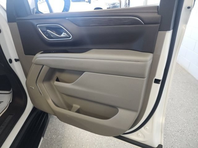 Certified 2024 Chevrolet Suburban LT AWD/4WD image 27