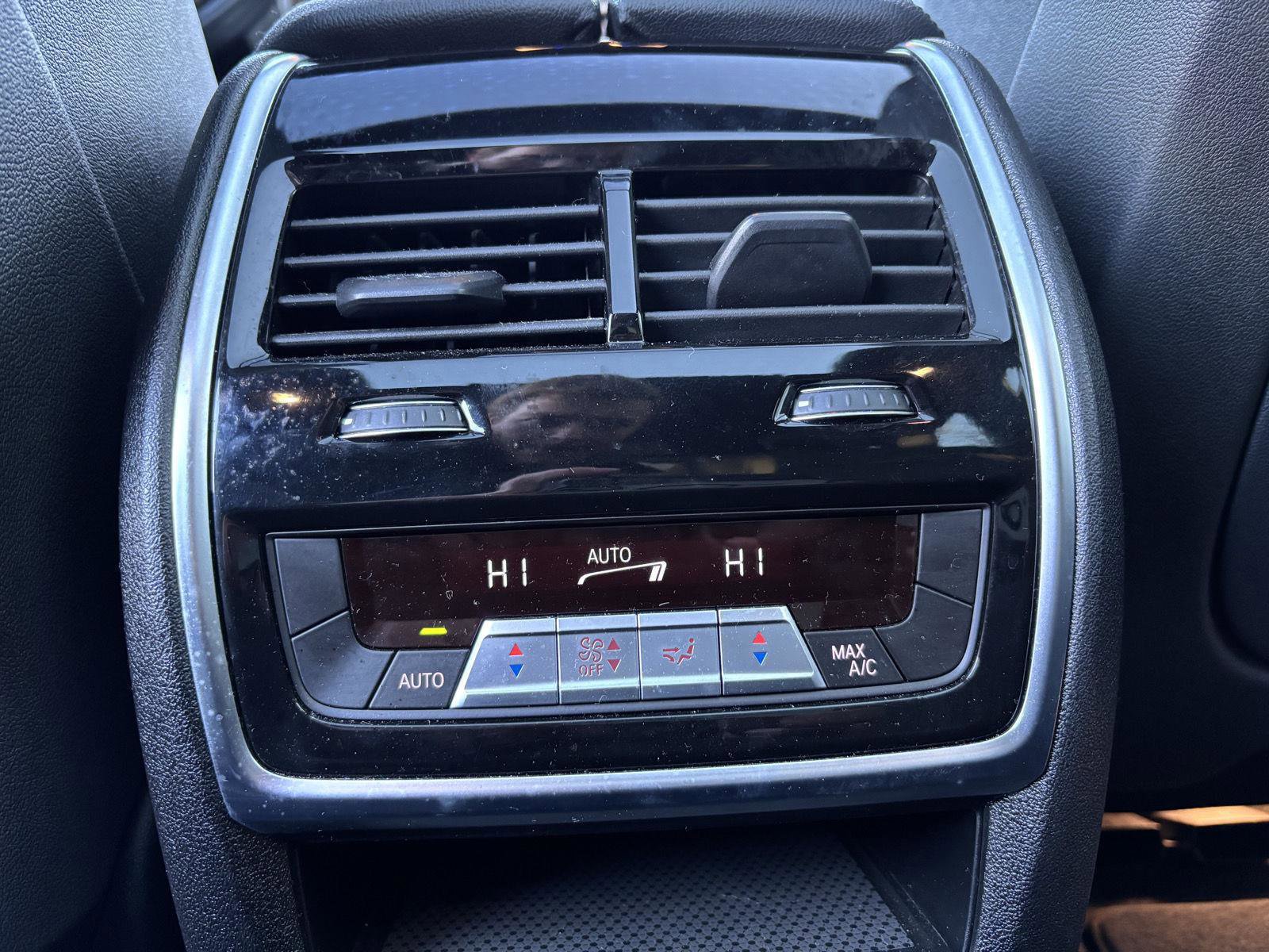 Used 2020 BMW X5 xDrive40i w/ Convenience Package image 26