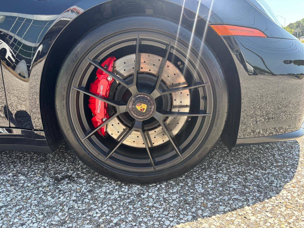 Used 2025 Porsche 911 Carrera 4 GTS image 38