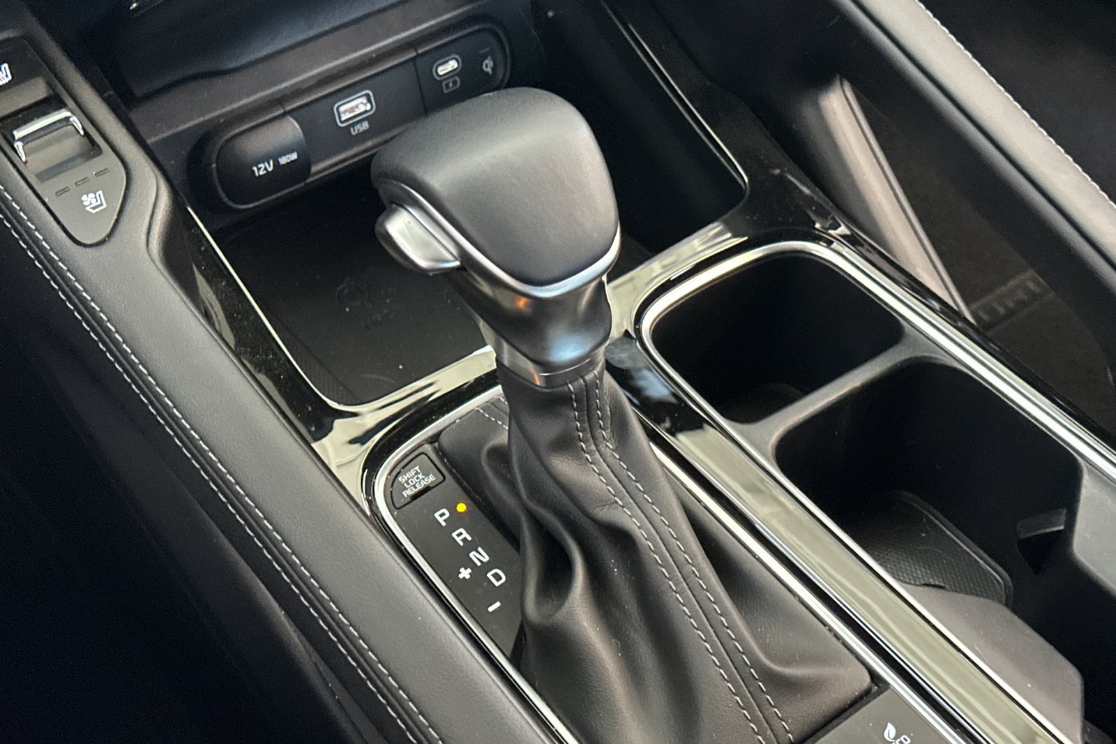 Certified 2025 Kia Telluride SX Prestige X-Line AWD/4WD image 24