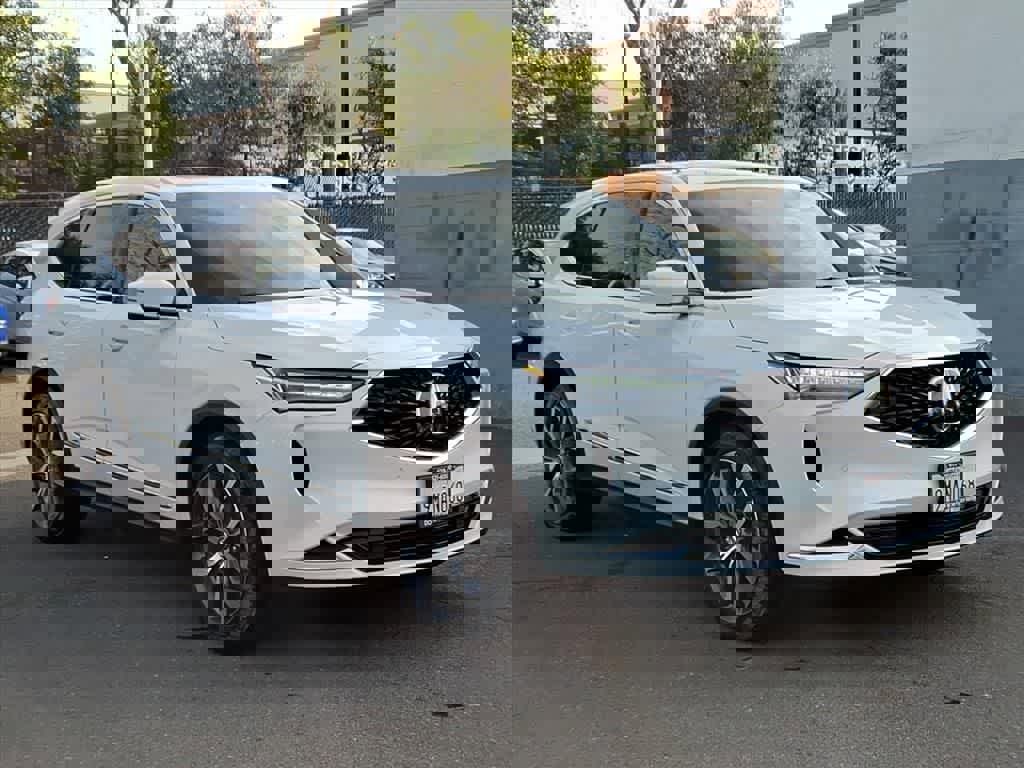 Used 2024 Acura MDX FWD w/ Technology Package image 3