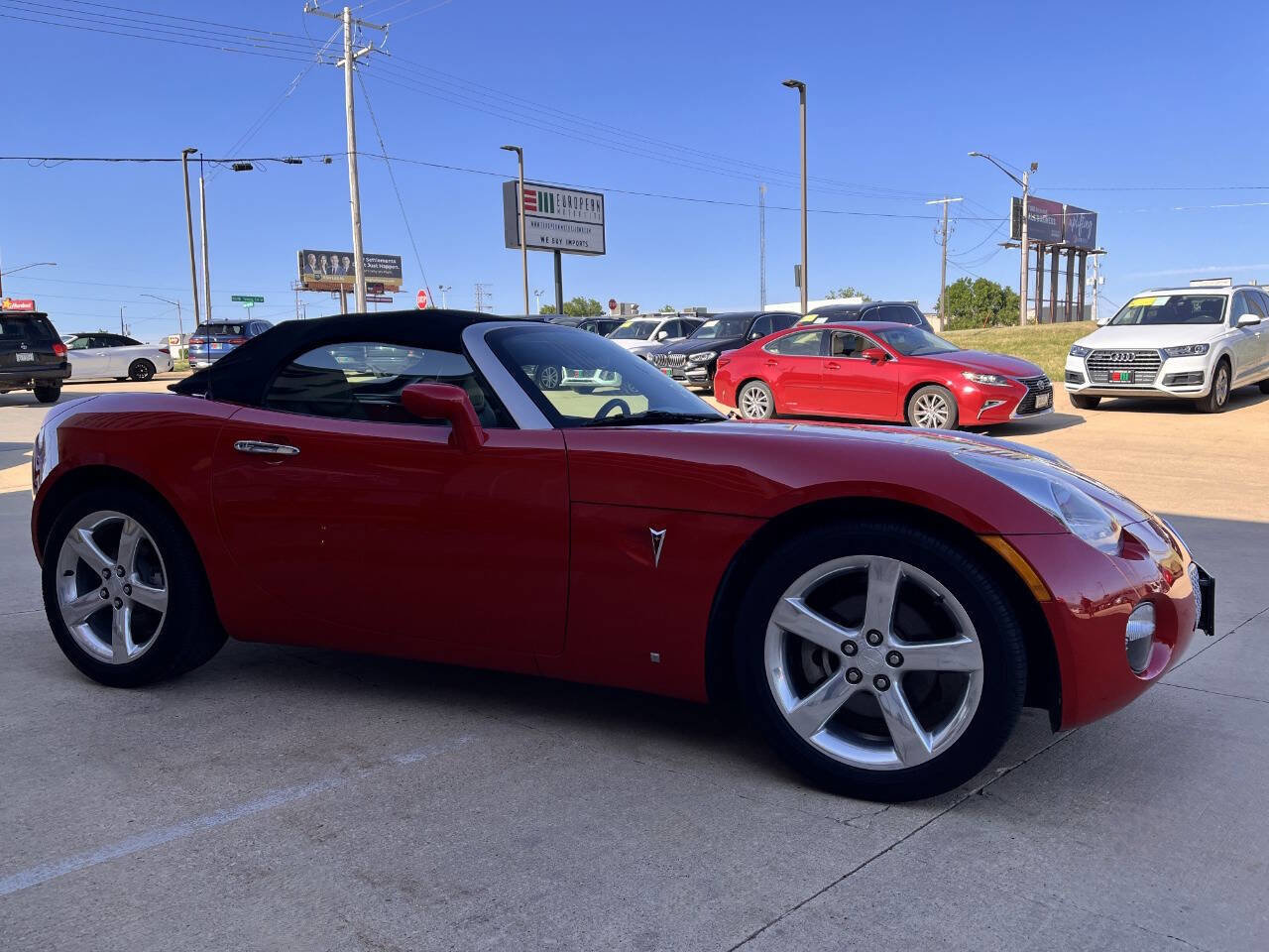 Used 2006 Pontiac Solstice Convertible w/ Premium Package RWD image 11