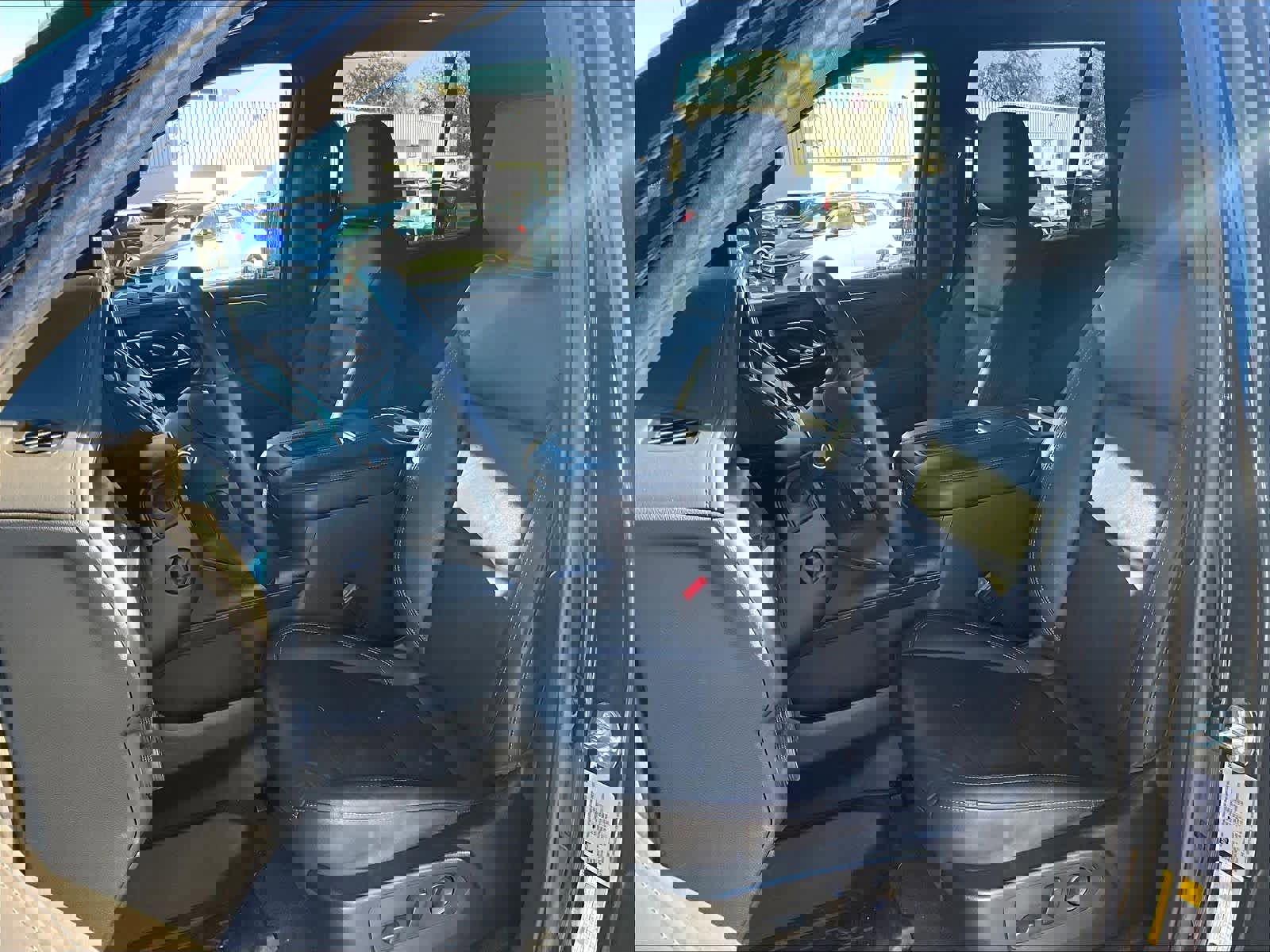 Used 2024 Chevrolet Tahoe Z71 w/ Luxury Package image 10