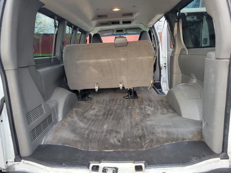 Used 2016 Chevrolet Express 2500 LS RWD image 33