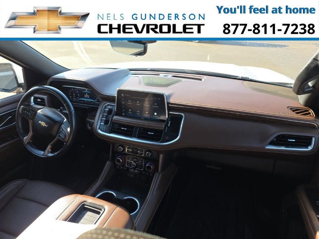 Certified 2024 Chevrolet Suburban High Country w/ Advanced Technology Package image 18