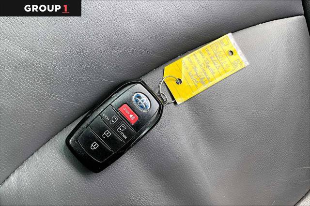 Certified 2023 Toyota Sienna LE FWD image 15
