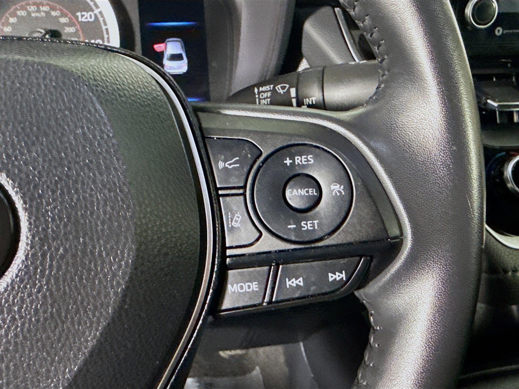 Used 2022 Toyota Corolla SE image 15