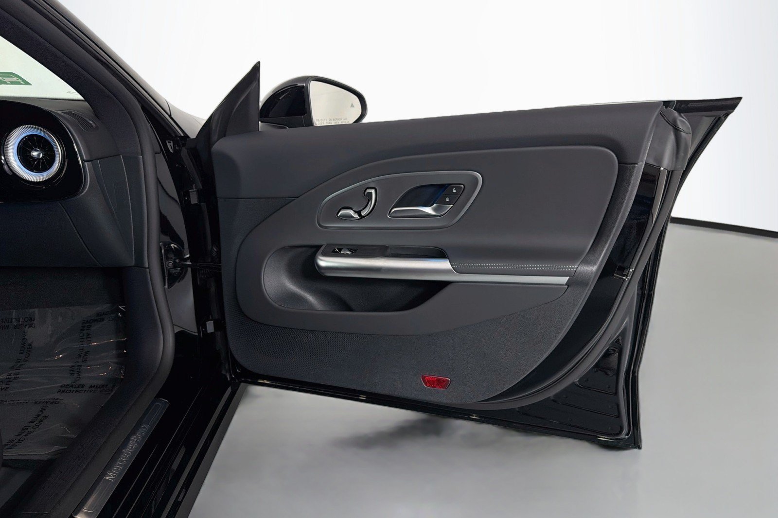 New 2027 Mercedes-Benz CLA 250+ image 21