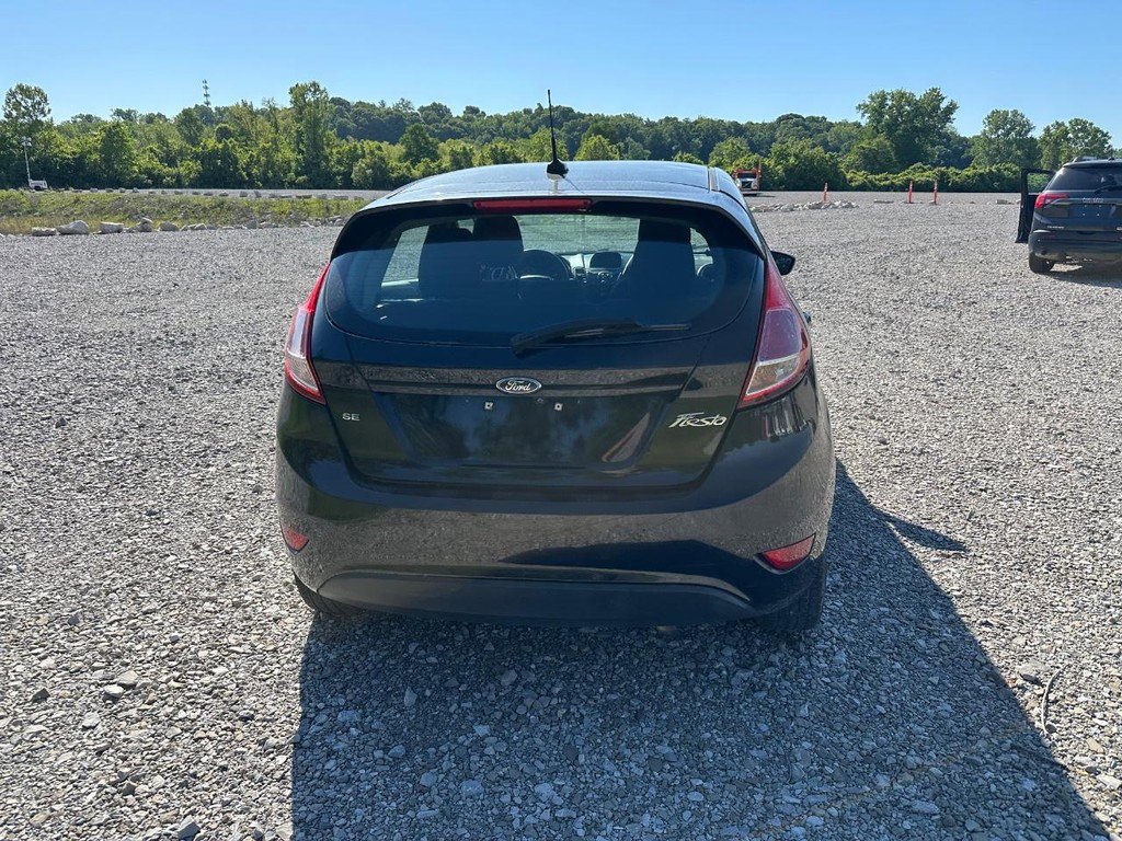 Used 2019 Ford Fiesta SE FWD image 2